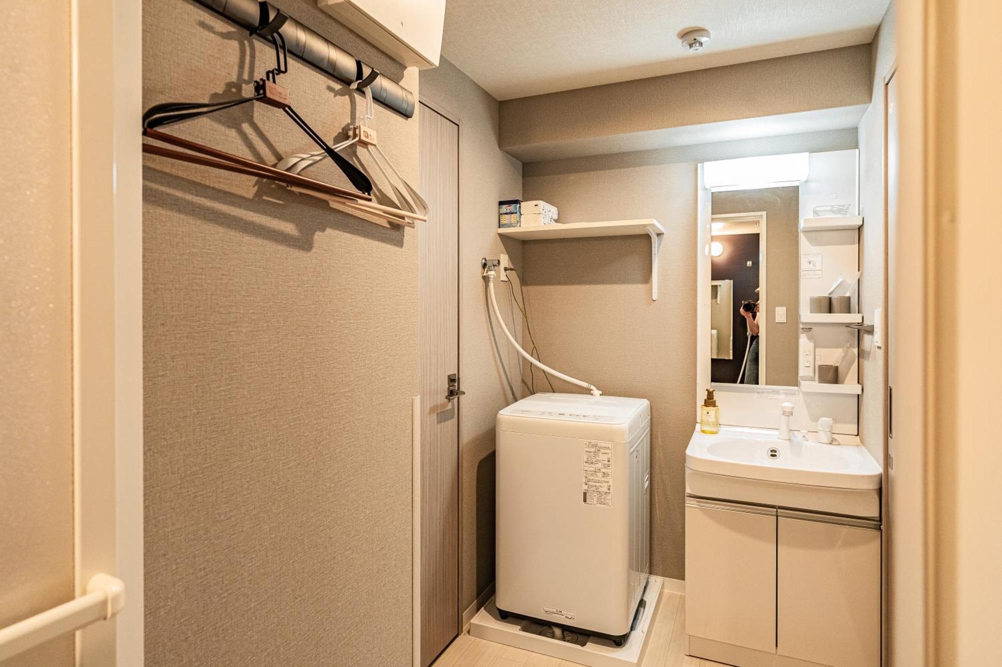 Apartment Hotel 11 Umeda Kamiyama Осака Екстериор снимка