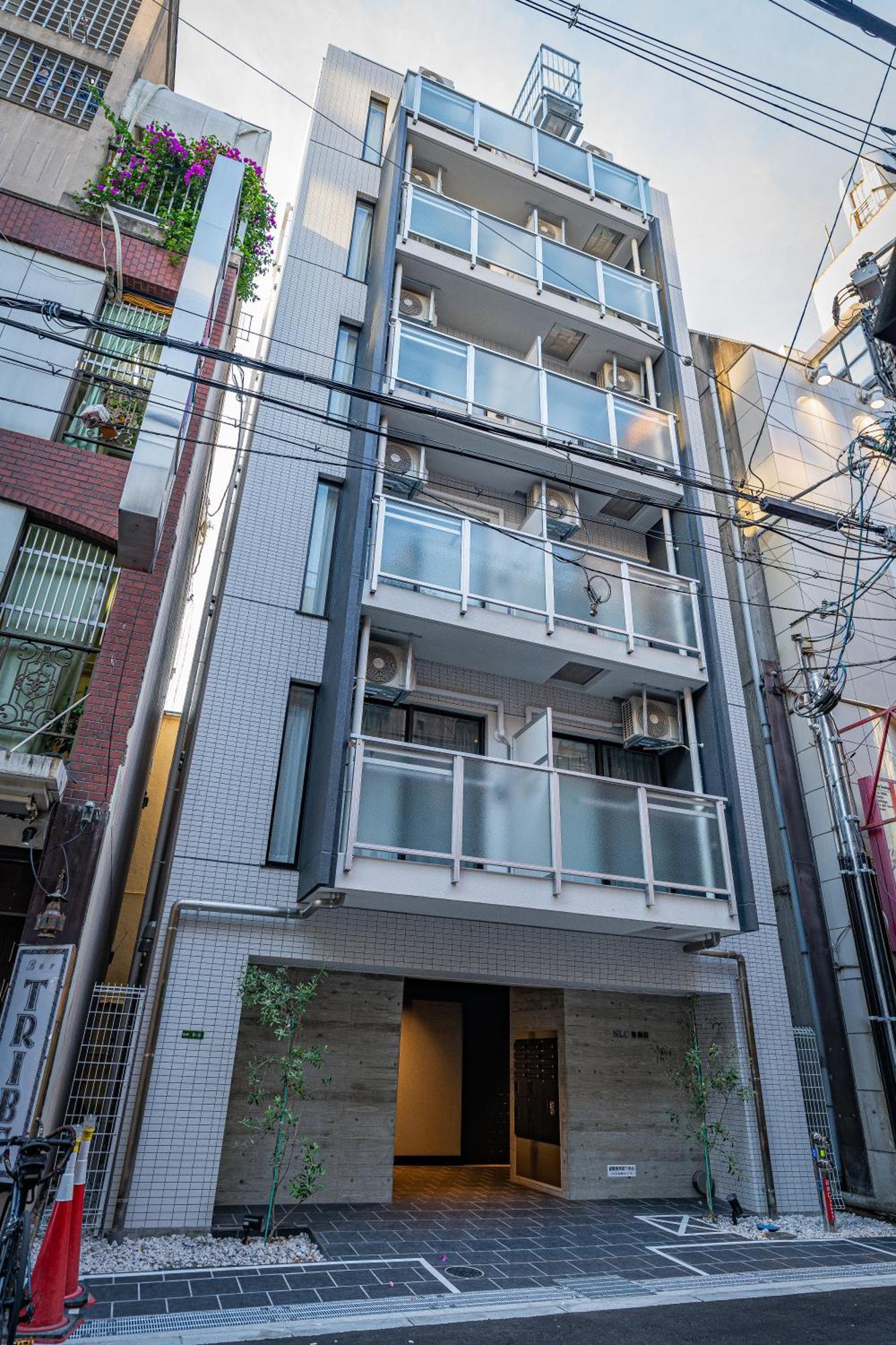 Apartment Hotel 11 Umeda Kamiyama Осака Екстериор снимка