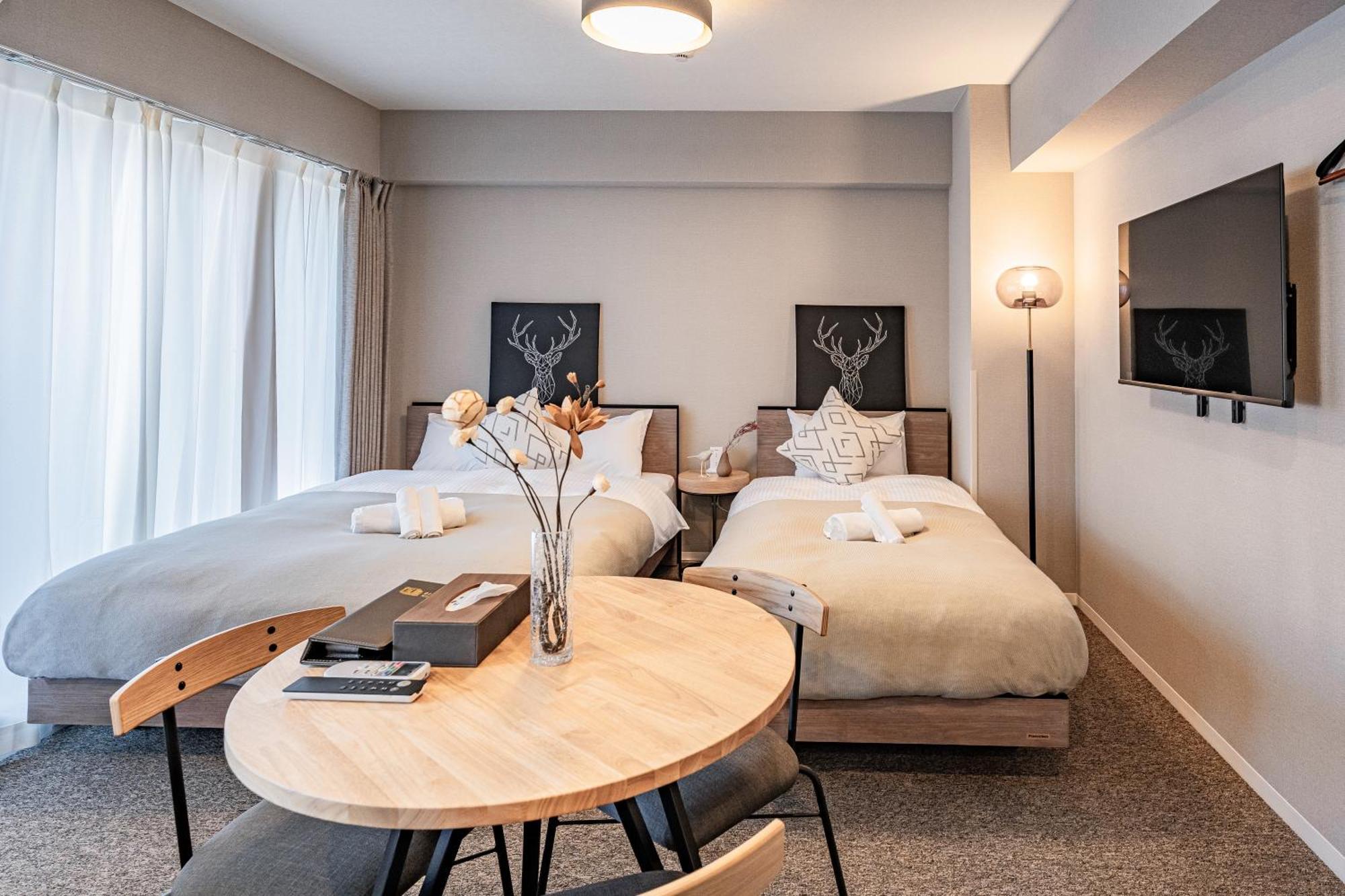 Apartment Hotel 11 Umeda Kamiyama Осака Стая снимка